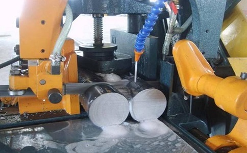 寻乌卧式带锯床的送料方式有哪几种？